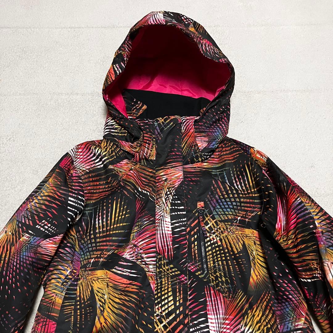 ROXY ロキシースノーボードウェア スノボジャケット　スノボウェア　レディース
