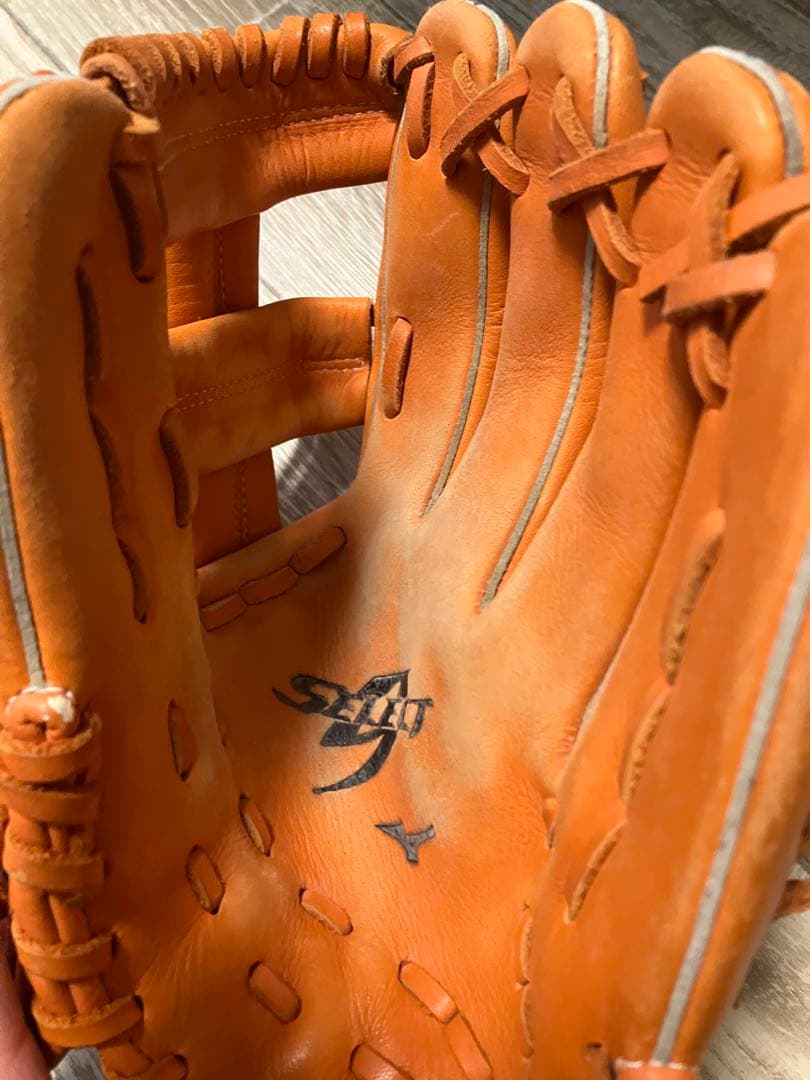 野球　グローブ　軟式