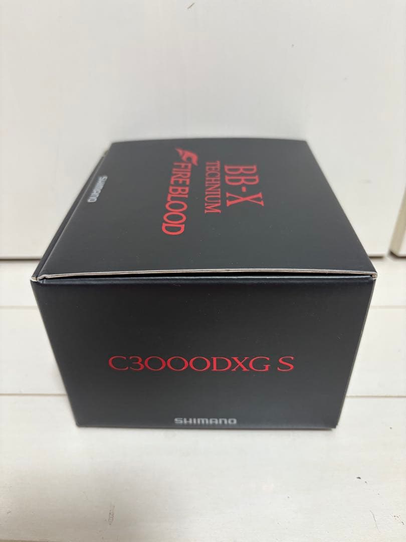 新品　シマノ 24 BB‑XテクニウムFB C3000DXG SR 右巻きリール