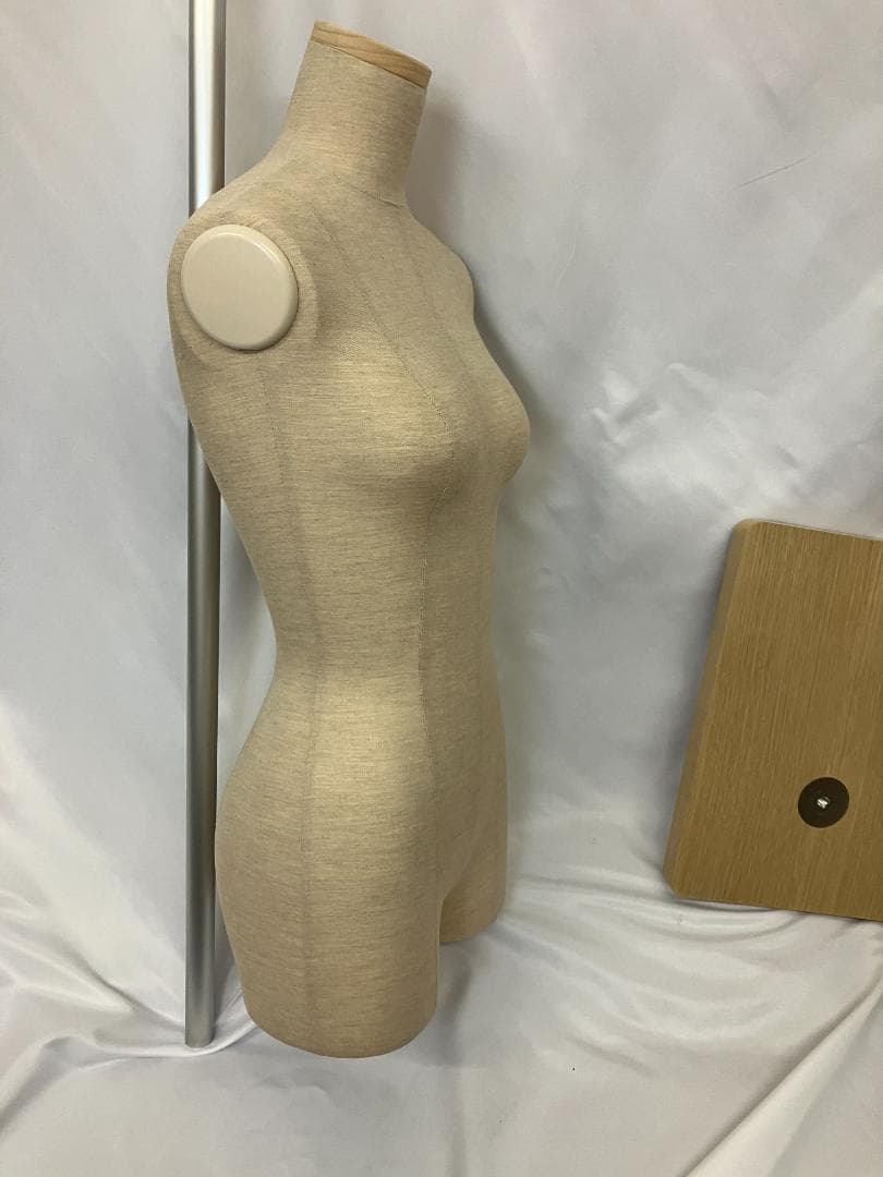 予約　婦人オーガニックコットン布張りトルソー　7号　未使用品　サンクリエイト製