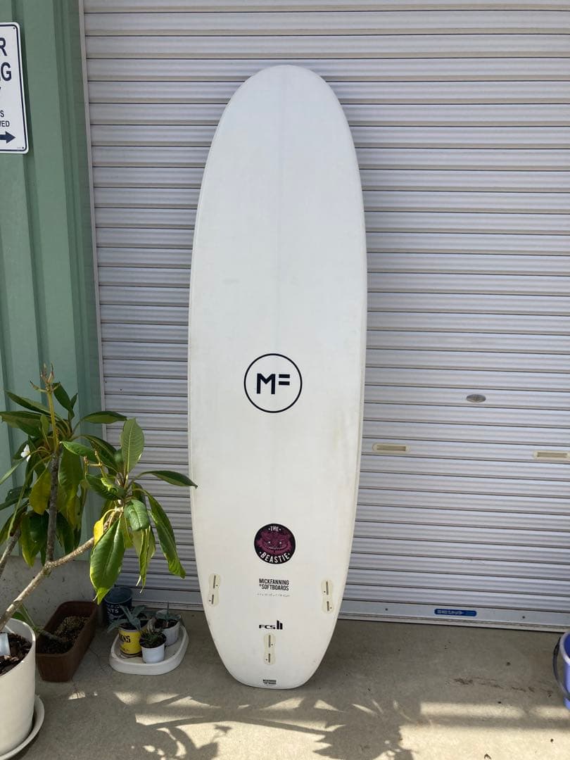 ミックファニング　ビースティ　6'6\" ソフトボード　ミッドレングス　ファン