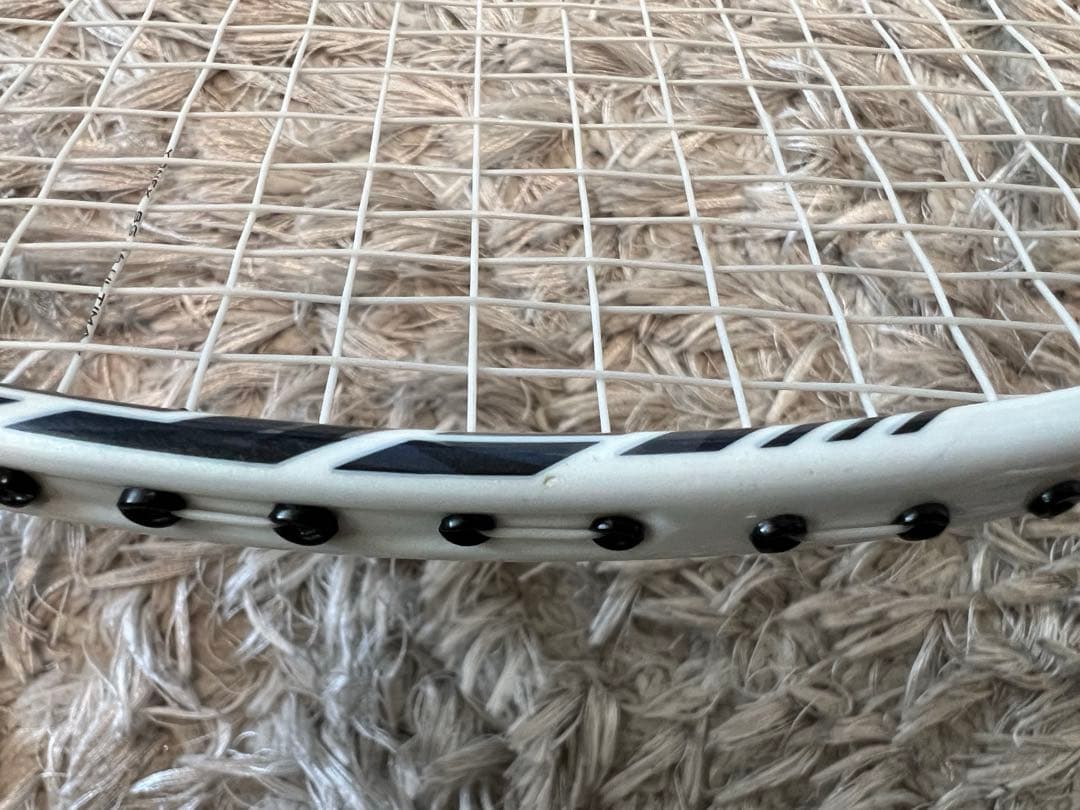 ヨネックス　アストロクス99ゲーム バドミントン　4U G5