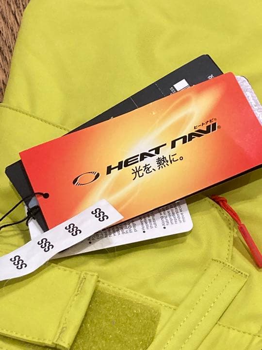 タグ付き新品　デザント　スノーウェア　スキー　スノーボード ズボン