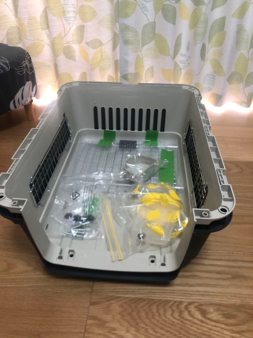 ペットケンネルファーストクラスL70すのこと水飲み付き IATA基準　飛行機OK