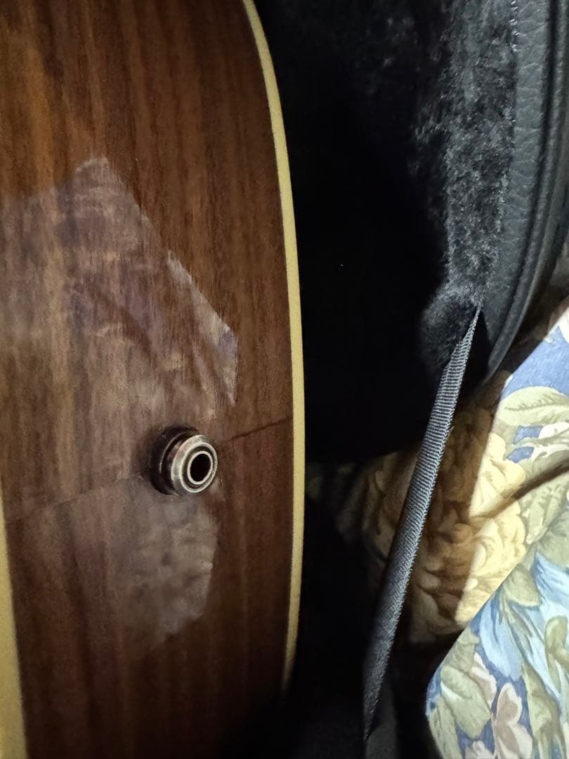 ZED。Gibson J-45 Studio Walnut ナチュラル