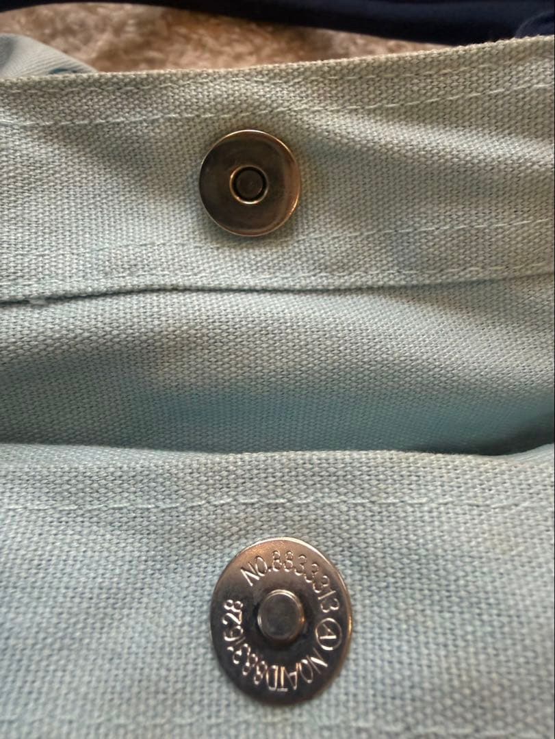 未使用に近い　アウラニ限定　ミニーマウス ハンドバック