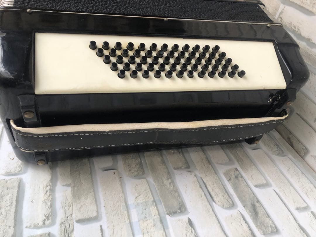 TOSCANO アコーディオン (A164)