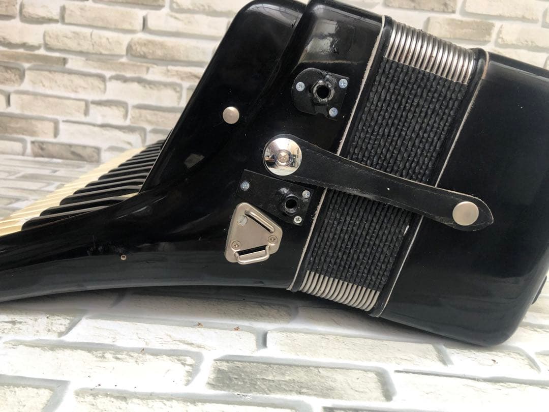 TOSCANO アコーディオン (A164)