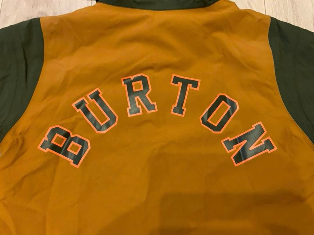 BURTON スノーボードウェアセット 子ども用迷彩 キッズ、ジュニアサイズM