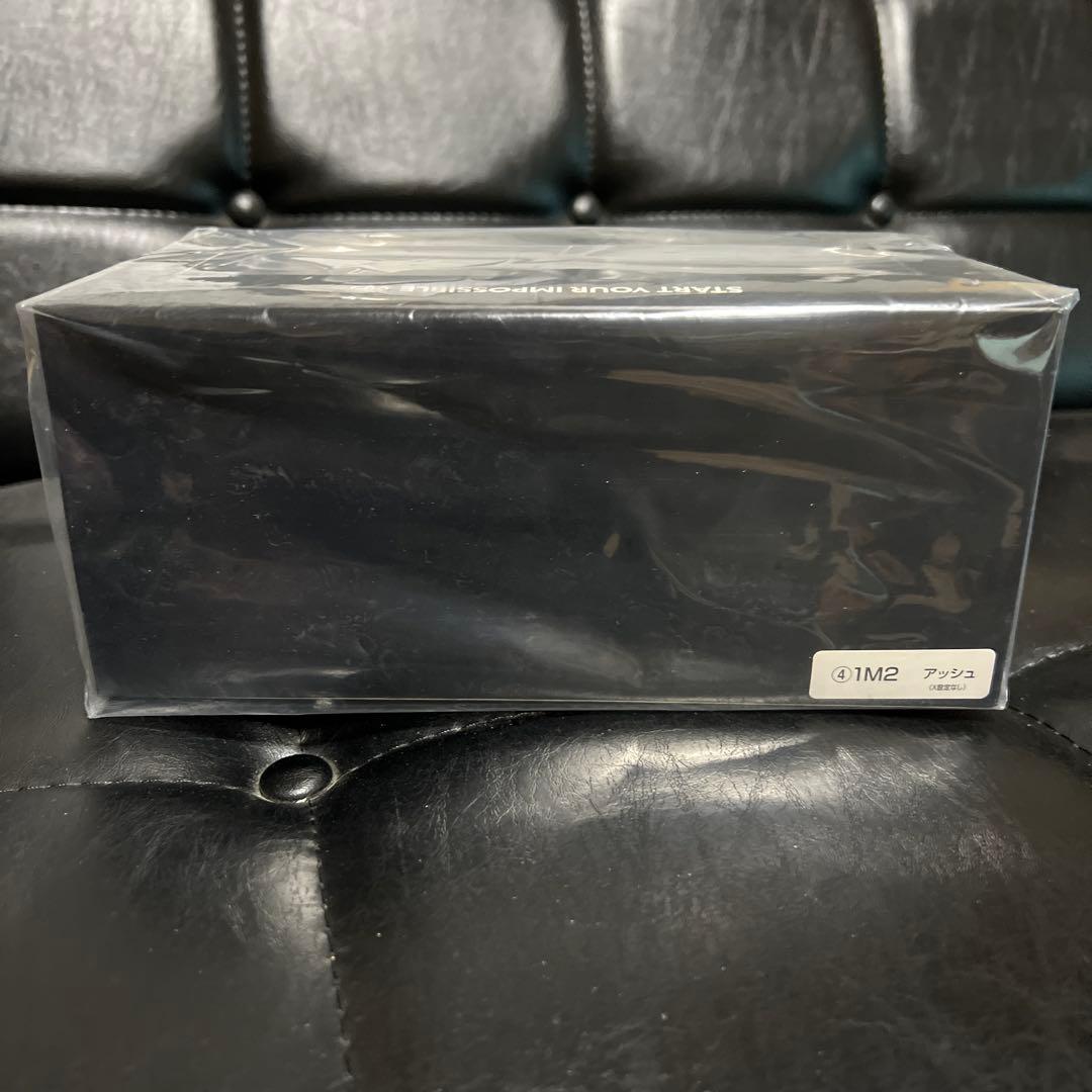 新型プリウス カラーサンプル アッシュ