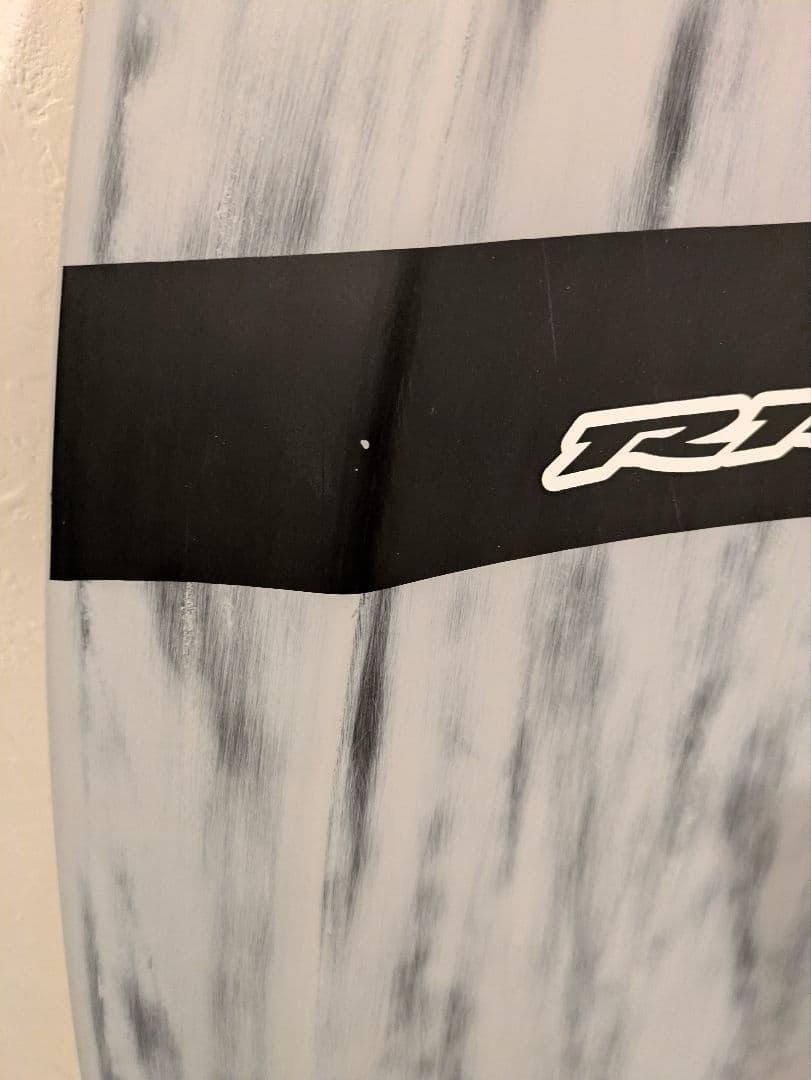 KRRD BE LUGA 65 LTD フォイルボード