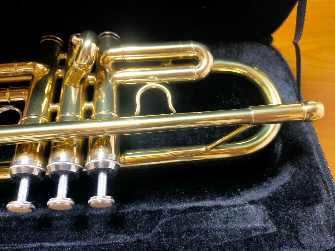 【hiro】ゴールド トランペット 3バルブ