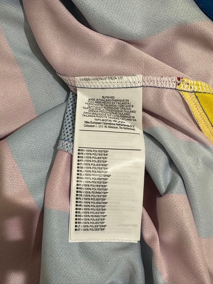 バルセロナ05/06シーズンのリオネル・メッシのホームユニフォーム