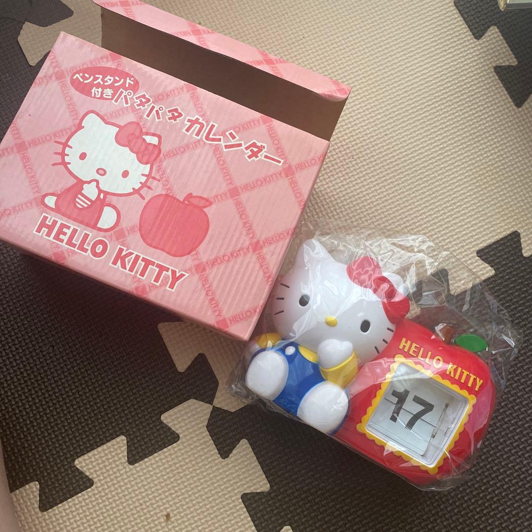 サンリオ ハローキティ パタパタカレンダー新品未使用