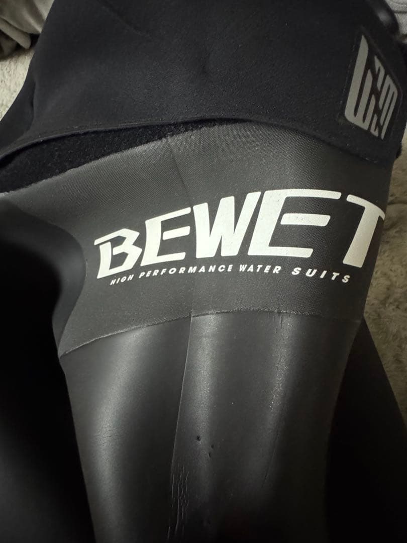 「超美品」BEWET セミドライ 5/3mmウェットスーツ