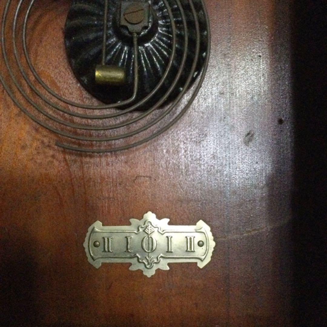 ビンテージ　鶴巻時計店英工舎　小型掛け時計