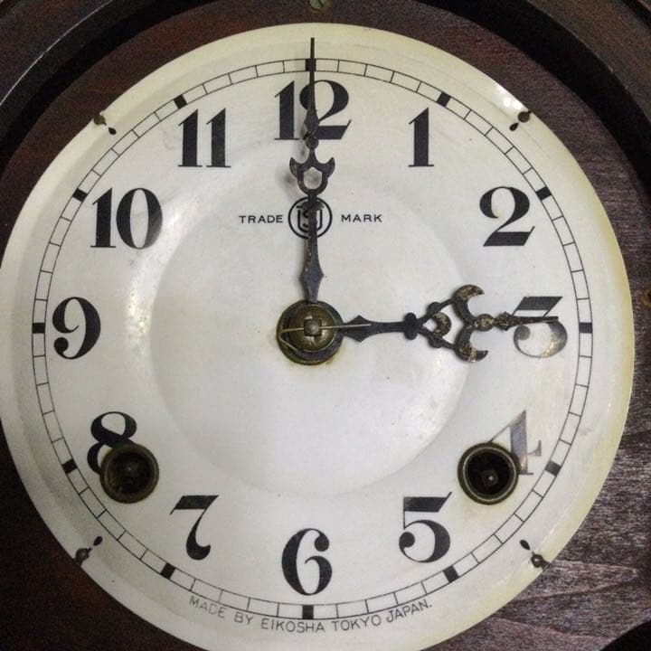 ビンテージ　鶴巻時計店英工舎　小型掛け時計
