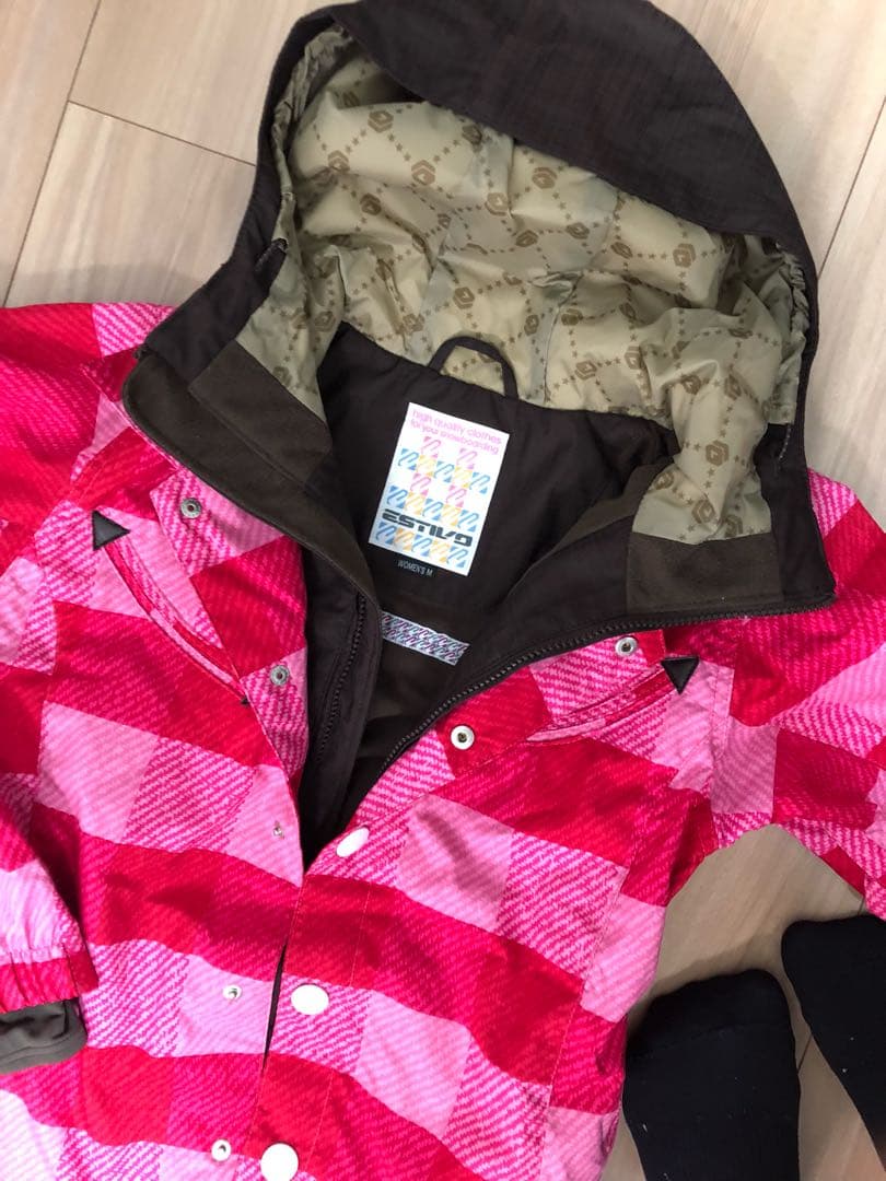 ESTIVO つなぎスノボウエア