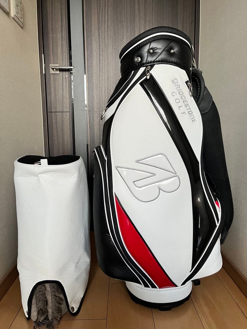 美品ブリヂストン ゴルフ カートバック　キャディバッグ ホワイト　ツアーBメンズ