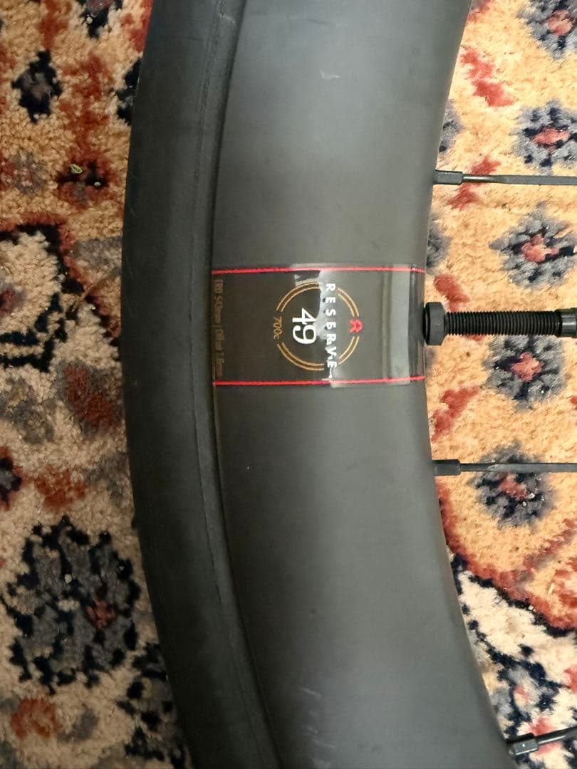 reserve42/49 カーボンホイール