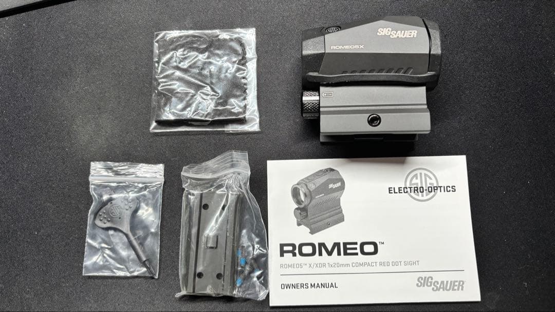 【実物】【値下げしました】SIG SAUER ROMEO5X SOR52101