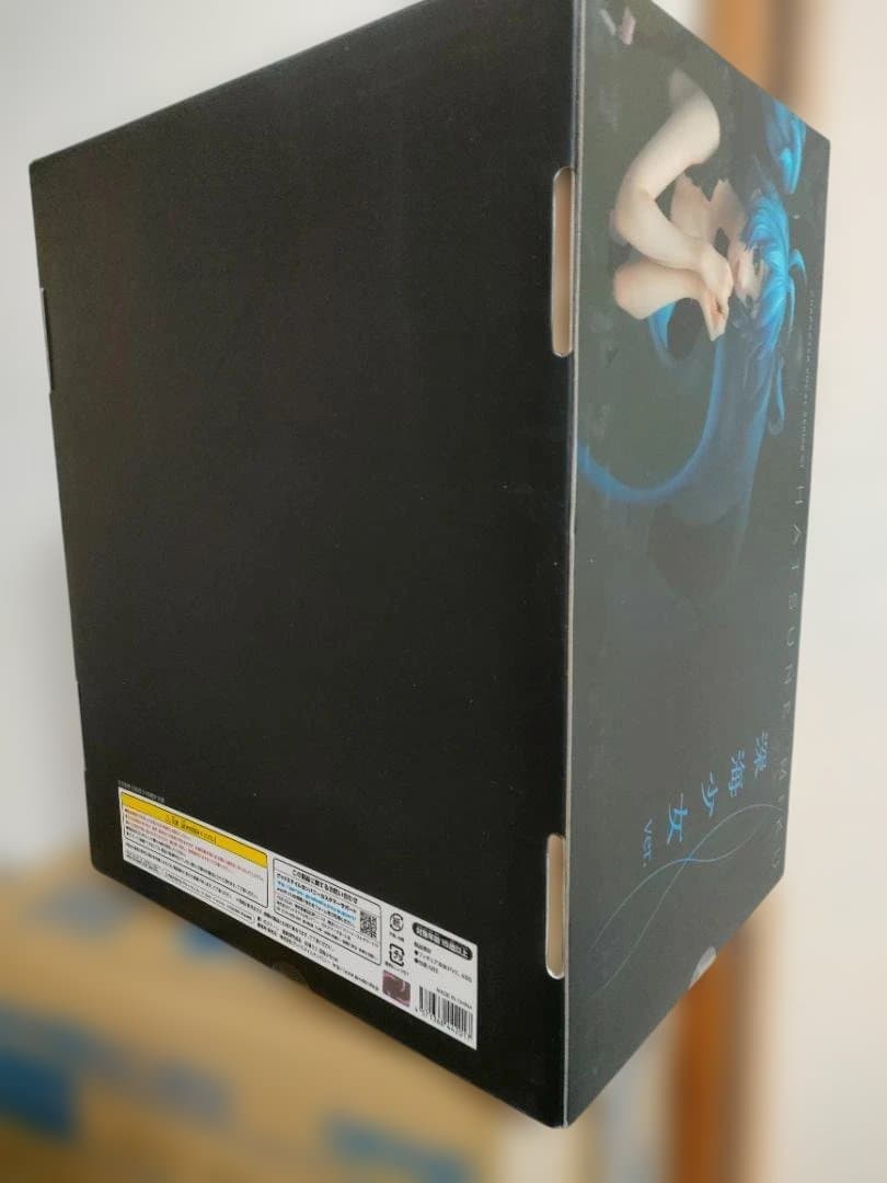 初音ミク　深海少女ver. 新品1/8スケールフィギュア