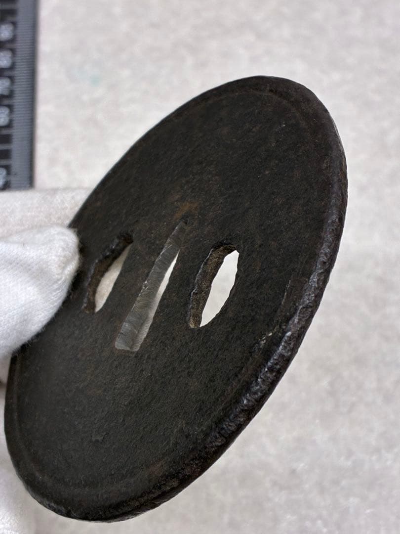 Z04）鉄地大鍔 鐔 鍔 人物風景図 江戸時代 正阿弥 刀装具