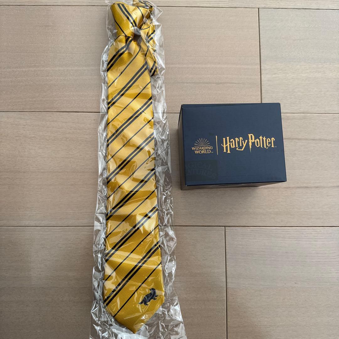 【3点】マホウドコロ プレミアム ローブ ネクタイ マフラー ハッフルパフ 公式
