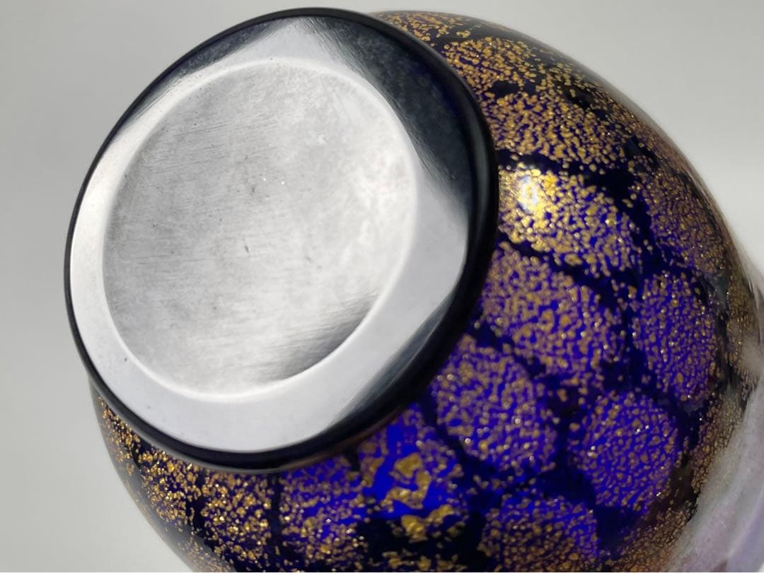 ガラス作家　岩田久利　ガラス　盃　ぐい呑　酒器　冷酒　硝子　金箔　箔入　共箱