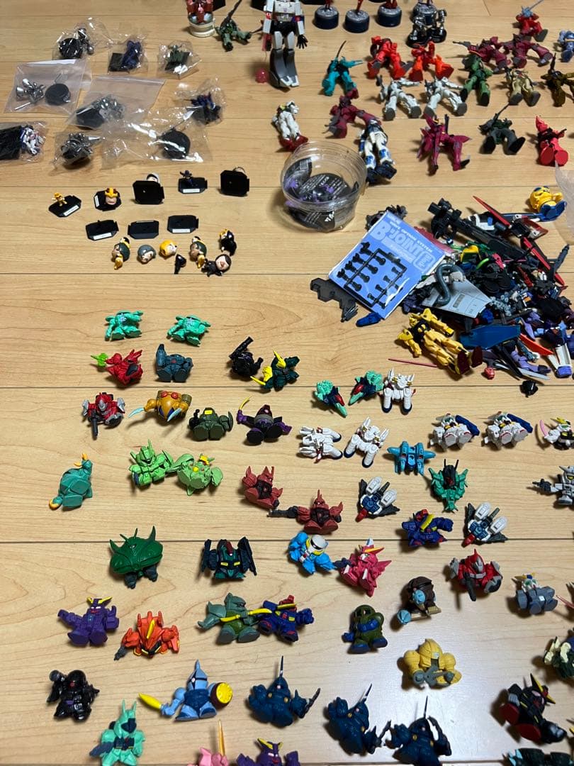 コンバージ　ガンダムのフィギュア