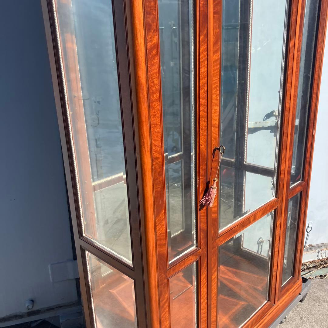 イタリア家具 木製大型 アーチ型ガラスショーケース 飾り棚 アンティーク