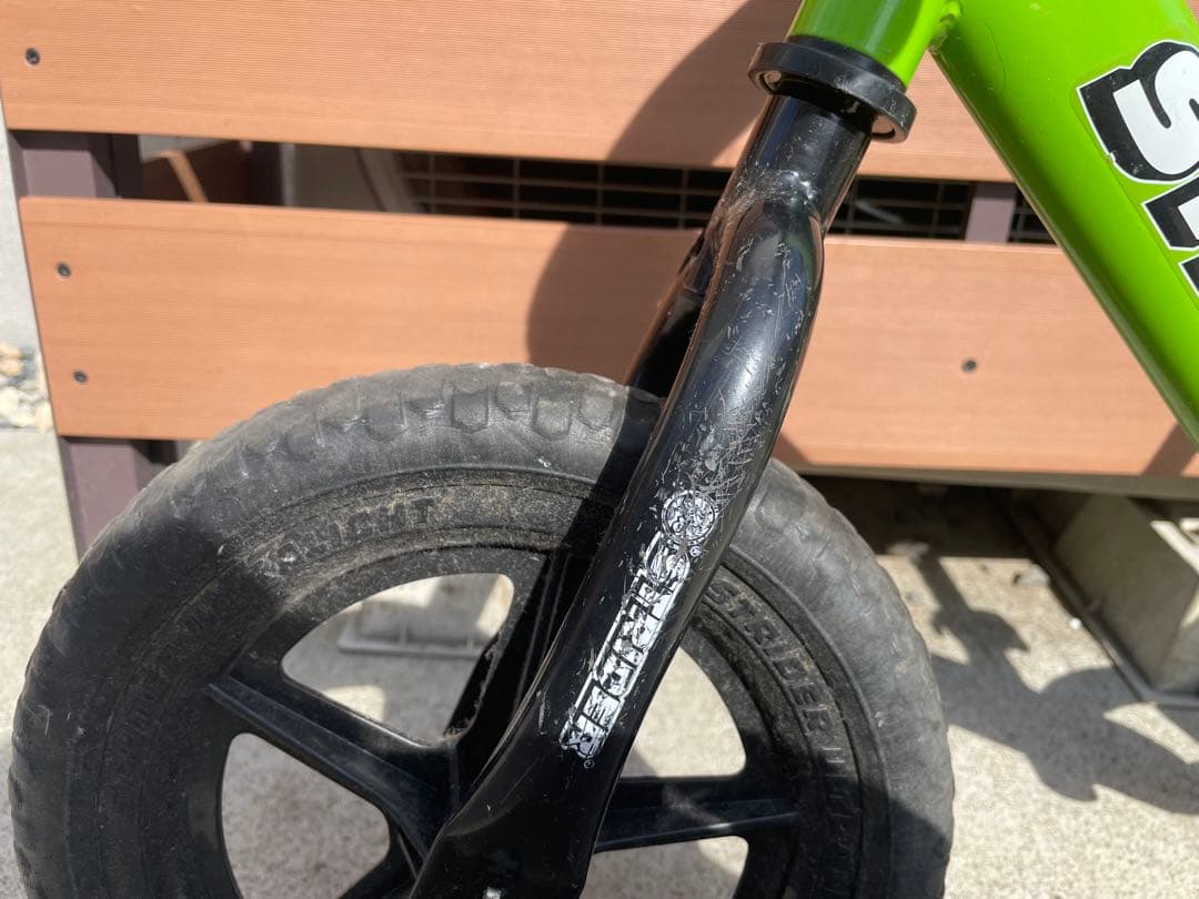 ストライダースポーツ♡グリーン♡12インチ♡日本正規品　部品付き！