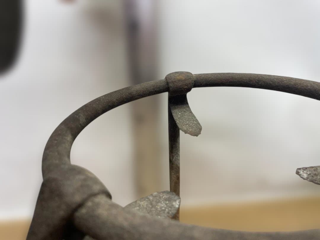 火鉢　付属品　炭5キロ程度　炭ならし　五徳　三つ足　　12c99.1