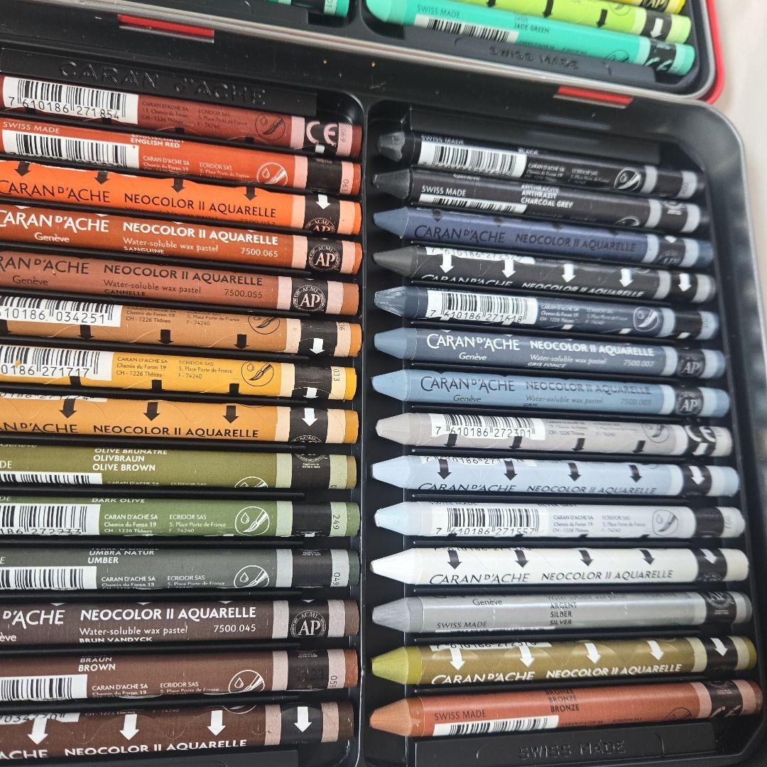 【極美品】カランダッシュ ネオカラー2 水溶性クレヨン 84色セット