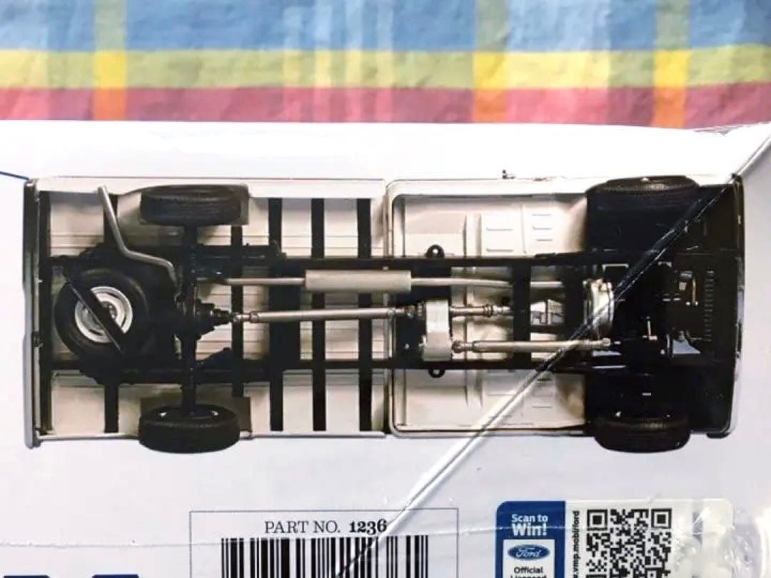 メビウスモデル 1/25 フォード F-100 カスタムキャブ 1966年型