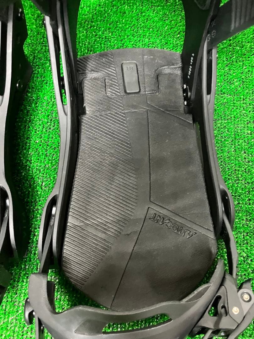 美品!! Burton ビンディング Malavita reflex Mサイズ