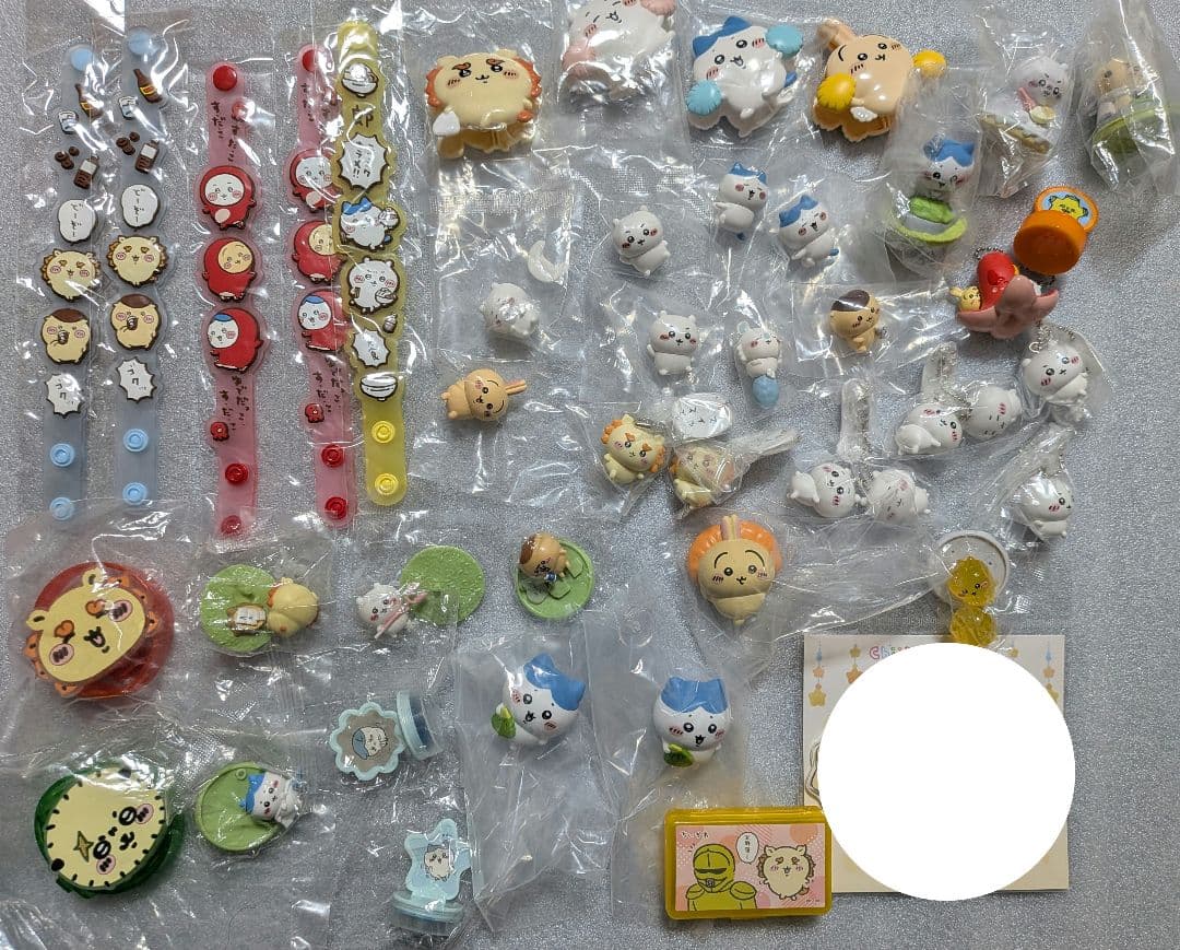 ちいかわ　缶バッジ　アクリルスタンド　マスコット　ぬいぐるみ　まとめ売り