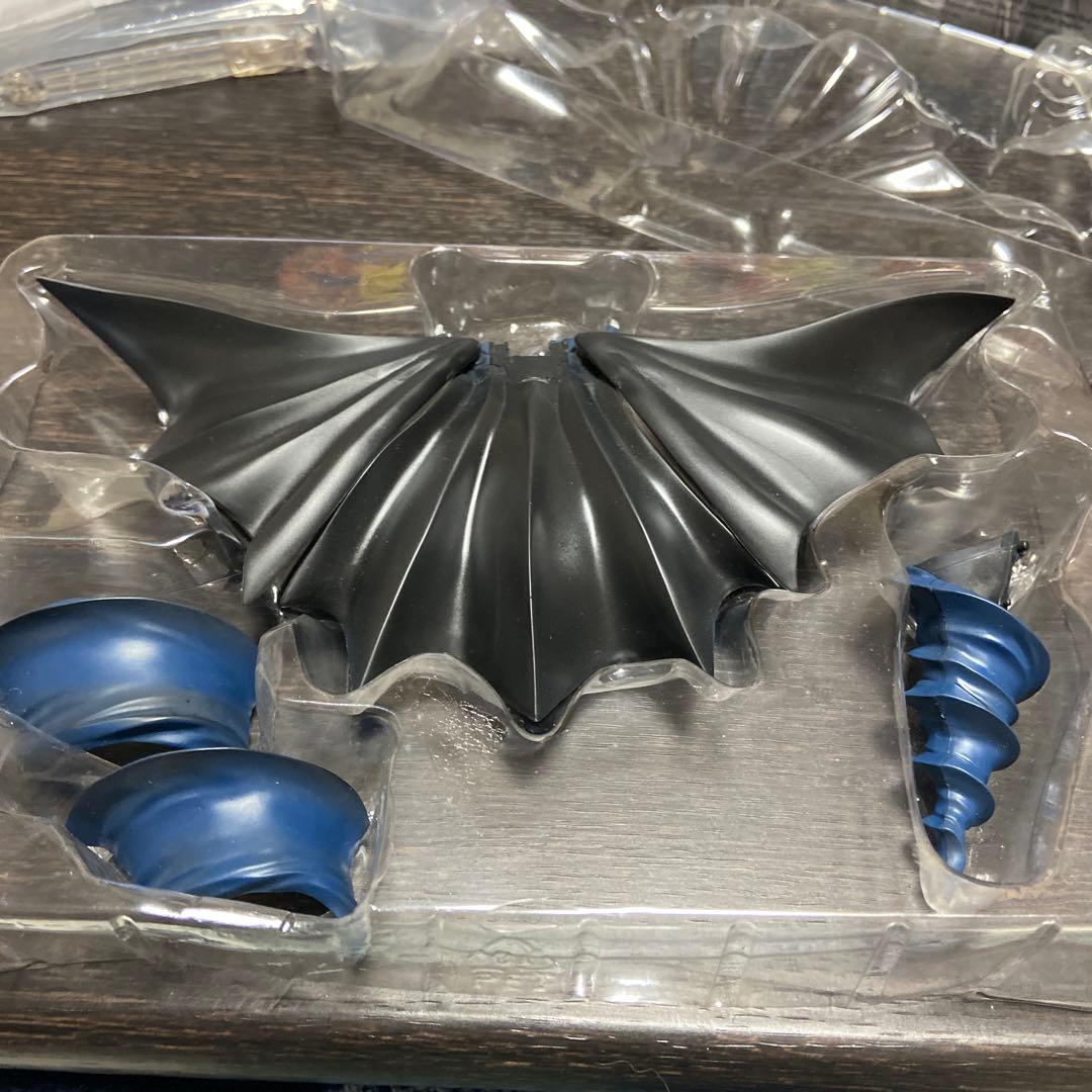 S.H.Figuarts フィギュアーツ　仮面ライダーナイト　ダークウイング