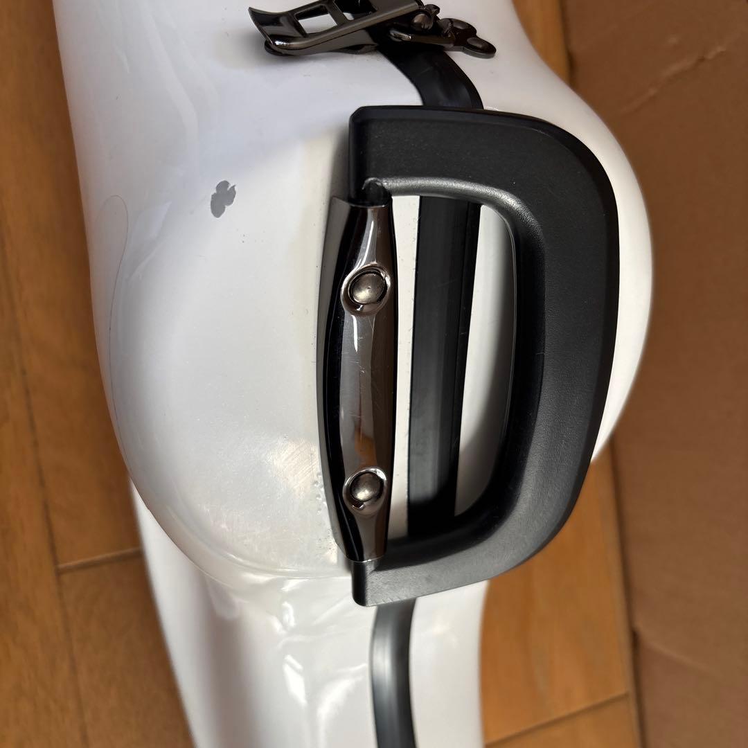 アルトサックスケース ホワイトハードケース