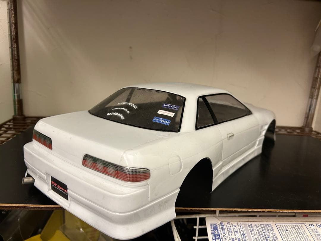 ラジコンボディ