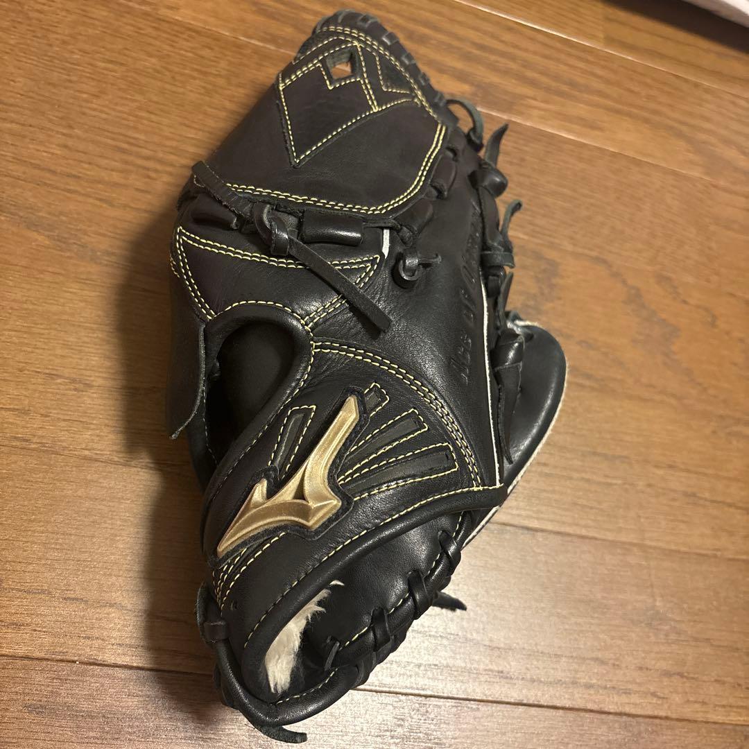 ミズノ 軟式グローブ 黒 投手