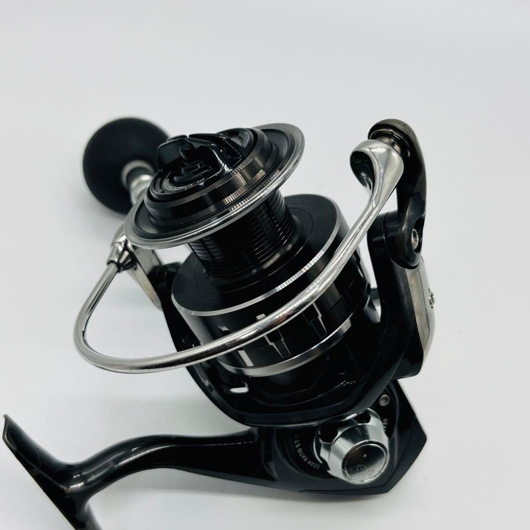 16キャタリナ　4500H ダイワ　スピニングリール　ショアジギング