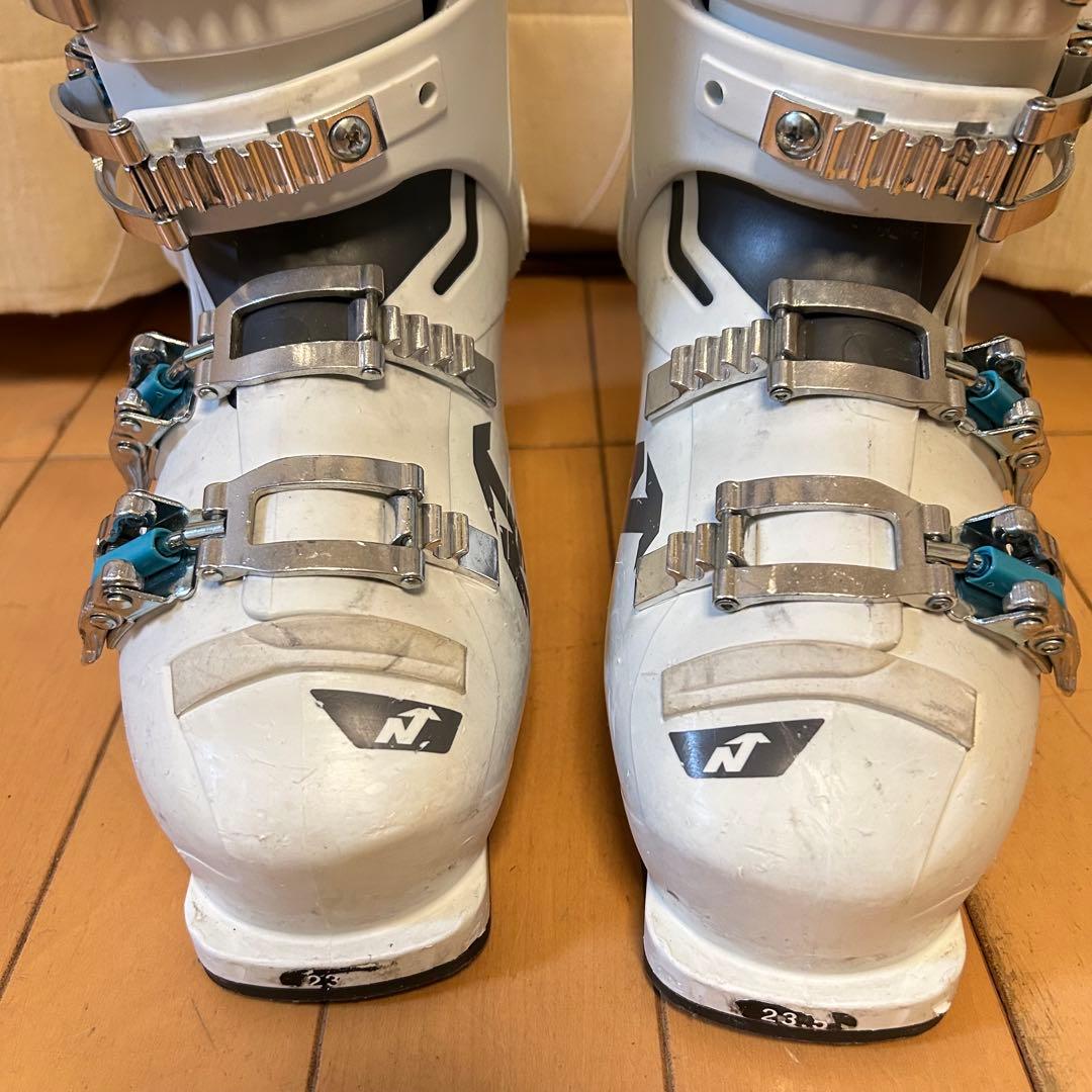 ◇美品◇ ATOMIC 146cm ブーツ　NORDICA 23〜23.5cm