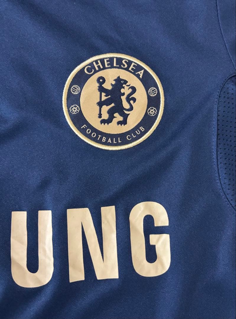 adidas CHELSEA チェルシー　刺繍ロゴ　サッカーシャツ　ユニフォーム