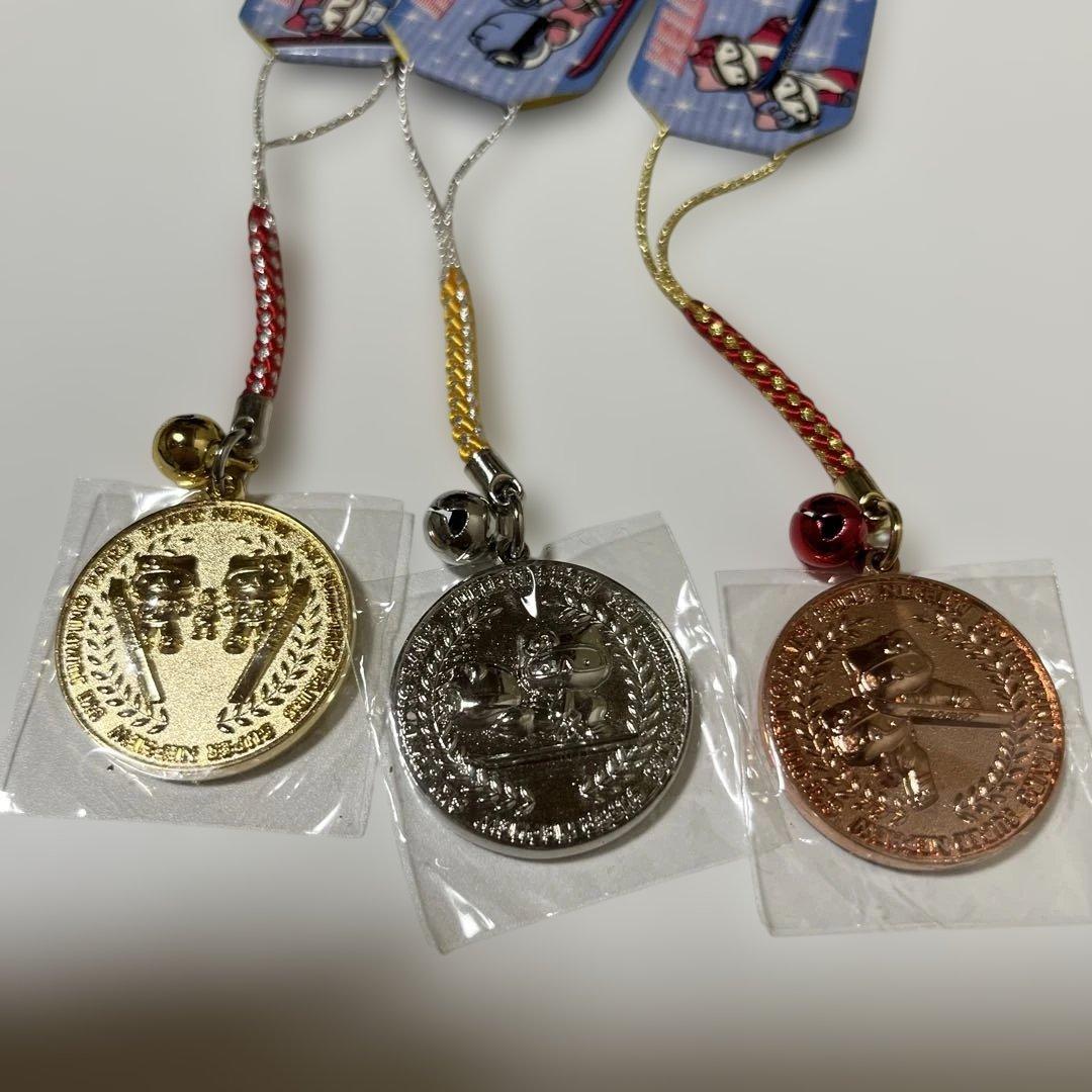 Hello Kitty メダル型ストラップ3点セット 根付け サンリオ レア