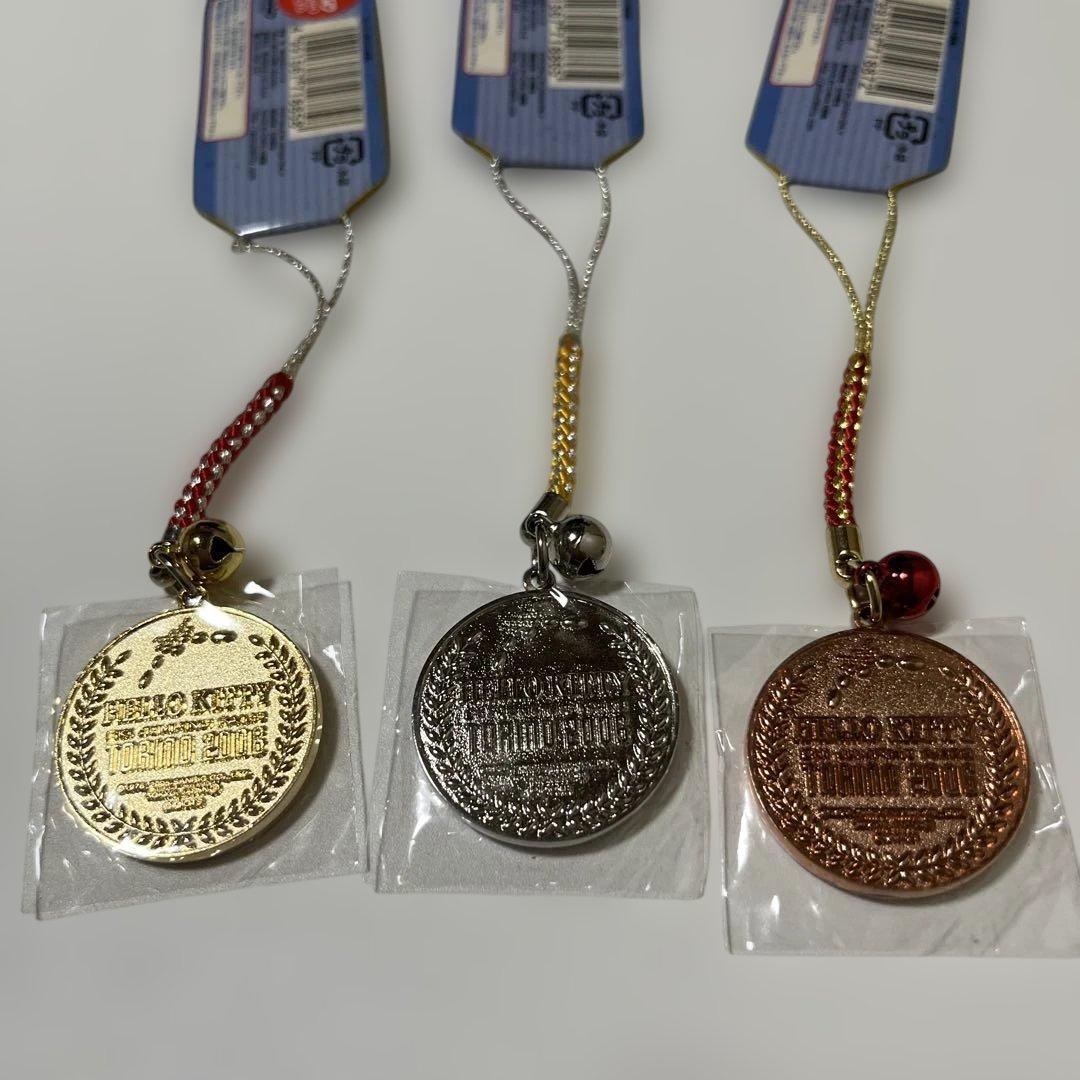 Hello Kitty メダル型ストラップ3点セット 根付け サンリオ レア