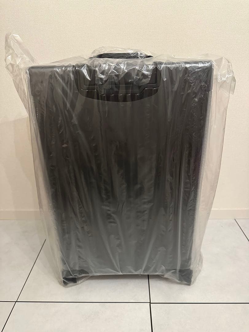 キャリーケース　ブラックLサイズ　アルミニウムボディ