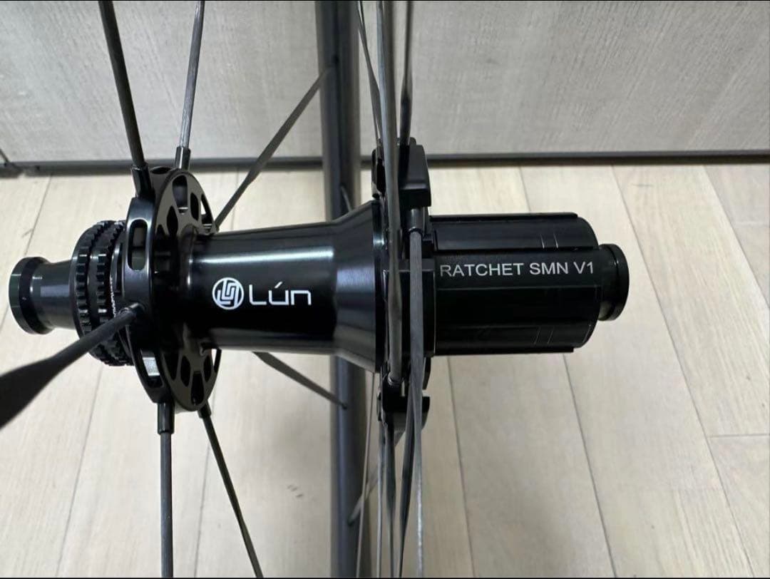 LUN HYPER D45 gen3 カーボンホイールセット　ディスクブレーキ