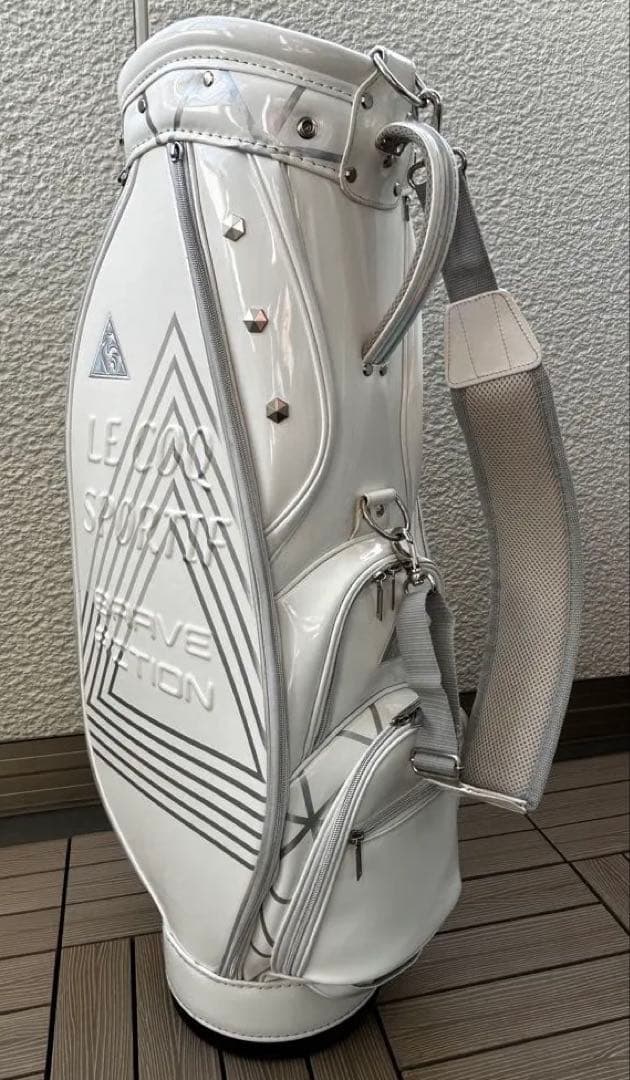 LE COQ SPORTIF エナメルキャディバッグ ホワイト