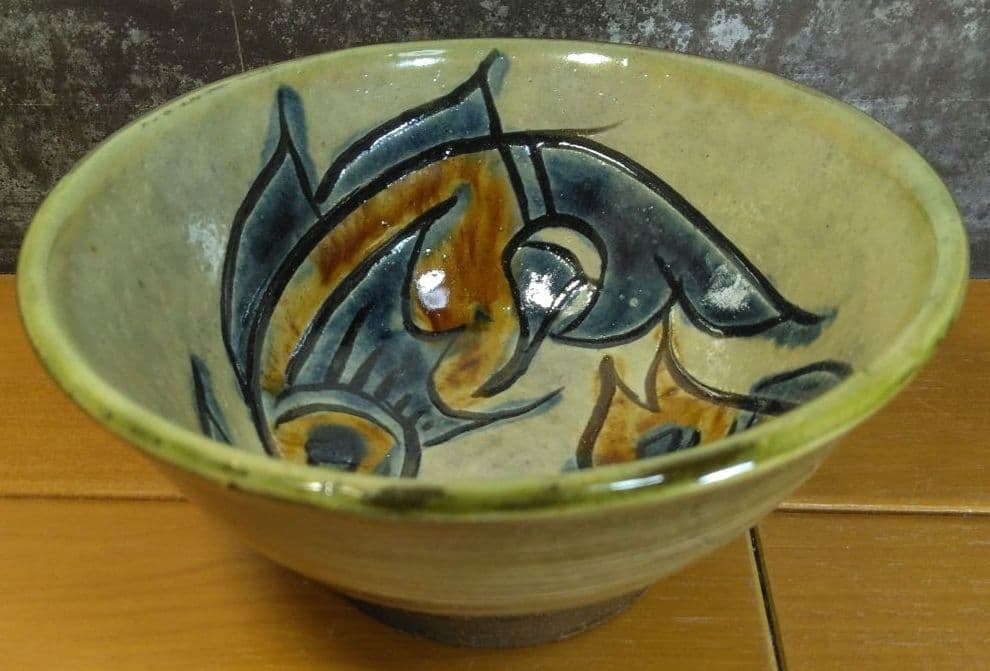 人間国宝 金城次郎 魚紋碗(茶碗,マカイ) 栞 共箱 美品 やちむん 壷屋焼